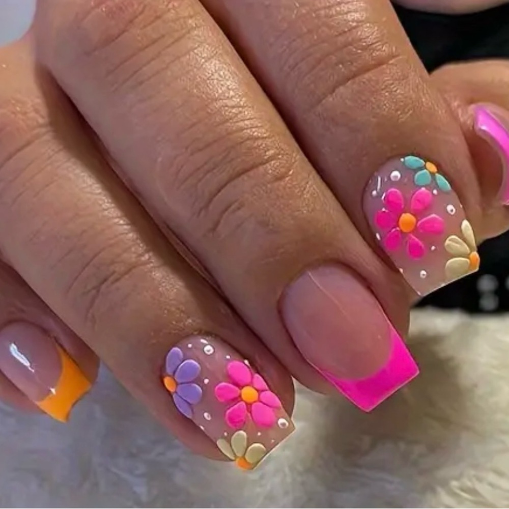 BRAND NEW Press-On Nails